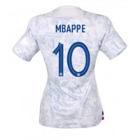Billiga Frankrike Kylian Mbappe #10 Borta fotbollskläder Dam VM 2022 Kortärmad